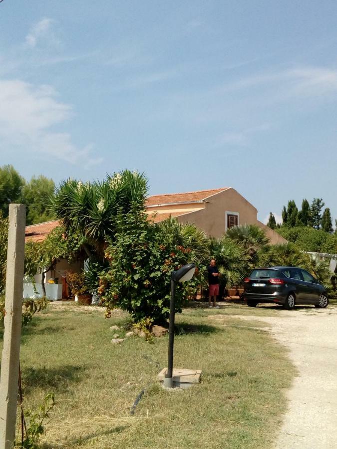 アルゲーロResidenza Agrituristica Santa Lucia Con Piscinaアパートメント エクステリア 写真
