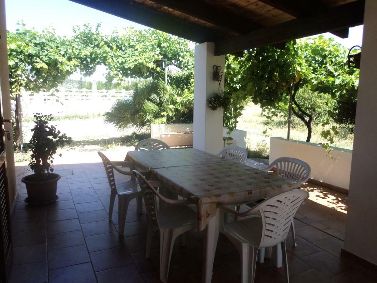 アルゲーロResidenza Agrituristica Santa Lucia Con Piscinaアパートメント エクステリア 写真